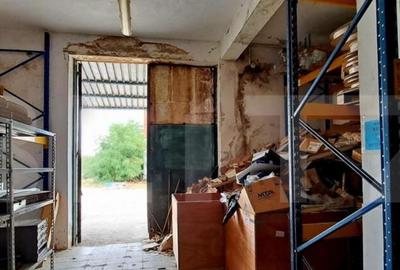 Oportunitate! Teren intravilan 20000 mp si spatiu industrial - 25