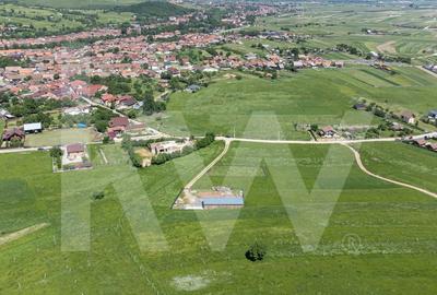 Teren cu peisaj spectaculos in Gura Raului - munte, aer curat, libertate - 12