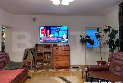 Casa cu 3 camere, 215mp, Santana de Mures - 1