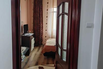 Apartament cu 3 camere decomandat în Exterior Vest - 4