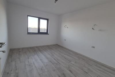 Case 4 camere TiP PARTER Bradu | 400 mp teren - 8