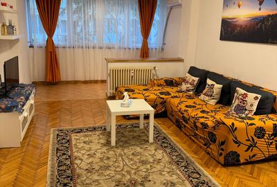 Apartament cu 2 camere decomandat, mobilat în Cișmigiu