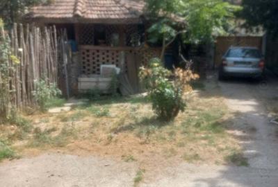 Vind casa formata din doua cladiri,in Prin?u Turcesc Vind casa formata din doua cladiri,in Prin?u Turcesc - 2