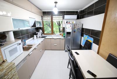 Apartament cu 3 camere decomandat în Micro 17 - 1