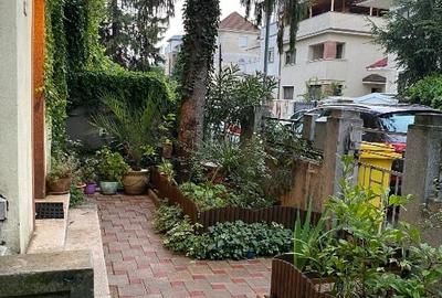 Apartament cu 4 camere semidecomandat în 13 Septembrie - 5