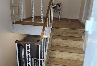 Casă individuală cu 5 camere cu Teren 100 Mp în Central - 3