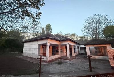 Casă cu 5 camere în Ultracentral