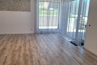 Casă cu 4 camere în Dezmir - 2