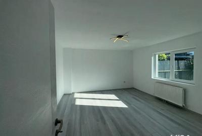Casă cu 3 camere cu Teren 480 Mp în Roman - 7