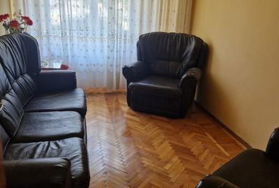 Apartament cu 3 camere decomandat în Central - 1