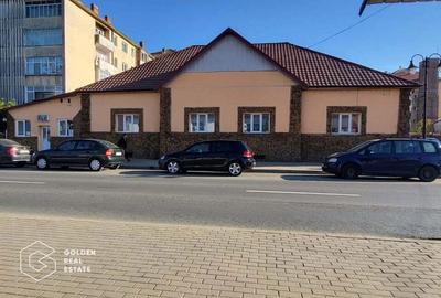 Casa cu teren de 842 mp, oras Lipova - 1