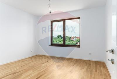 Vila frumoasa cu 5 camere, 700 mp currte si pompa de caldura - Saftica - 19