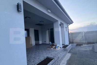 Casa parter, 127 mp utili, la cheie, 600 mp teren, Pielesti - 15