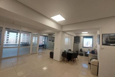 Centru - Bd. Mamaia , spatiu IDEAL BIROURI in cladire reprezentativa , 240 mp. - 9