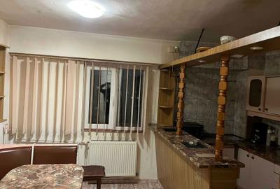 Apartament cu 3 camere decomandat în Virtuții - 3