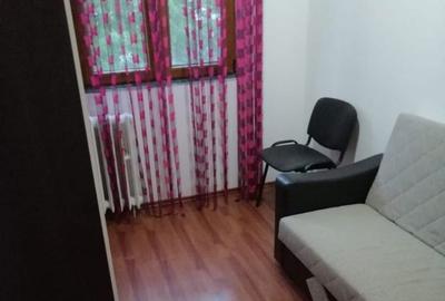 Apartament cu 3 camere semidecomandat în Vest - 6
