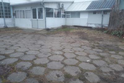 Spațiu comercial, de 140 mp, în Central - 8