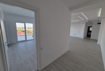 Penthouse NOU, finisat complet, 4 camere, parcare inclusă, comision 0% - 4