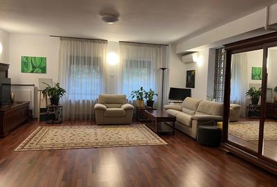 Stefan cel Mare, Central Park - 1