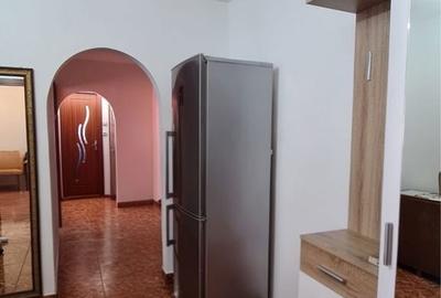 Apartament cu 3 camere decomandat în Micro 12 - 7