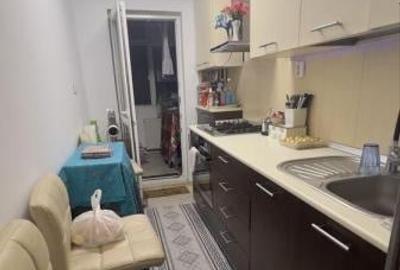Apartament cu 3 camere decomandat, mobilat în Sebastian - 8