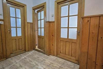 Apartament cu 3 camere decomandat în Păcurari - 9
