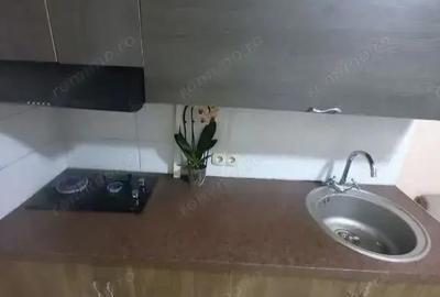 Garsonieră decomandată în Unirii