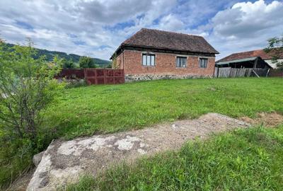 Casă cu 4 camere în Revetiș - 6