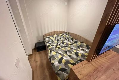 Garsonieră decomandată în Central - 8