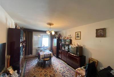 Apartament cu 3 camere de vanzare in Tudor Apartament cu 3 camere de vanzare in Tudor - 3