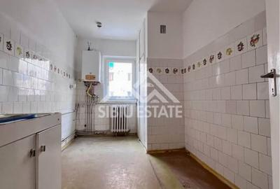 Apartament 4 camere etaj 1, 2 balcoane si pivnita, Sibiu,  Semaforului - 6