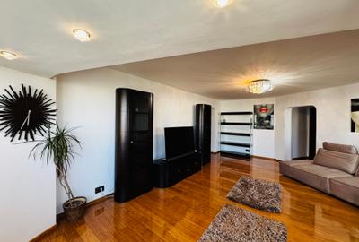 Apartament cu 3 camere semidecomandat în P-ța Unirii - 11