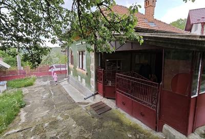 Casă cu 4 camere în Central - 4