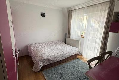 Apartament cu 4 camere decomandat în Central - 1