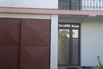 Casă cu 5 camere cu Teren 395 Mp în Central - 8
