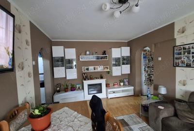 Apartament 3 camere in mv1 de vanzare - 1