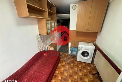 Garsonieră în Vest - 2