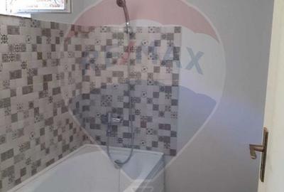 Casă individuală cu 4 camere cu Teren 3414 Mp în Comarna - 11