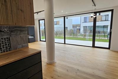 Casă cu 5 camere cu Canalizare în Tunari - 8