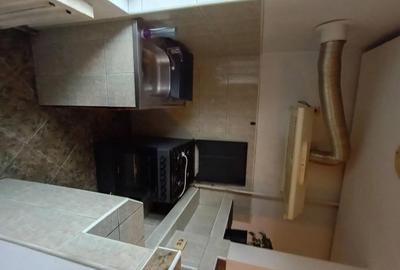 Apartament cu 3 camere decomandat în Lunei - 5