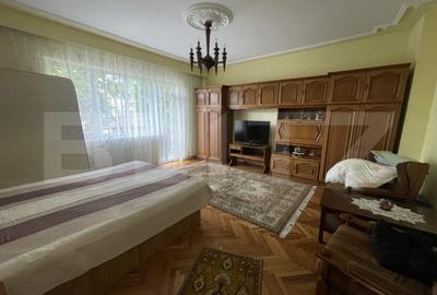 Casă cu 5 camere cu Teren 287 Mp în Central - 2