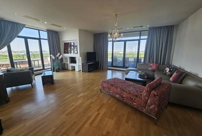 Apartament cu 4 camere decomandat, mobilat în Iancu Nicolae