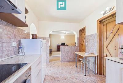 Vila cocheta 4 camere P+M in Munar - 8