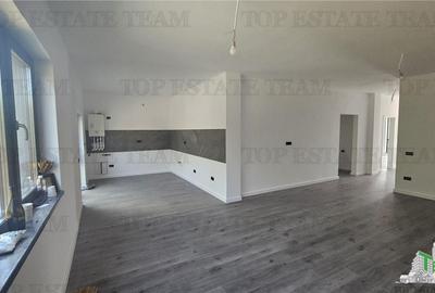 Casă individuală cu 4 camere cu Teren 400 Mp în Țegheș - 2