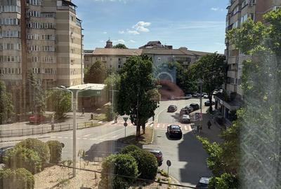 Apartament cu 2 camere semidecomandat în Dacia