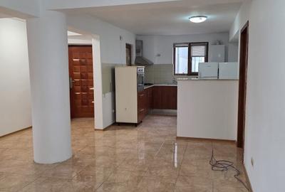 Spațiu comercial, de 98 mp, în Faleza Nord - 10