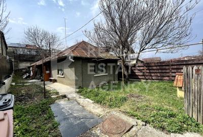 Casă individuală cu 3 camere cu Canalizare în Copou - 2