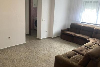 Apartament cu 3 camere semidecomandat în Cetate - 2