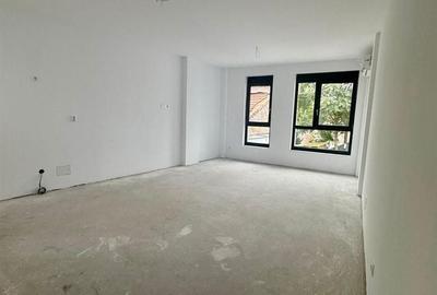 Apartament cu 3 camere în Orașul Nou