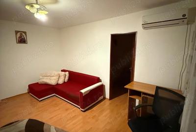Apartament cu 2 camere semidecomandat în Micro 6